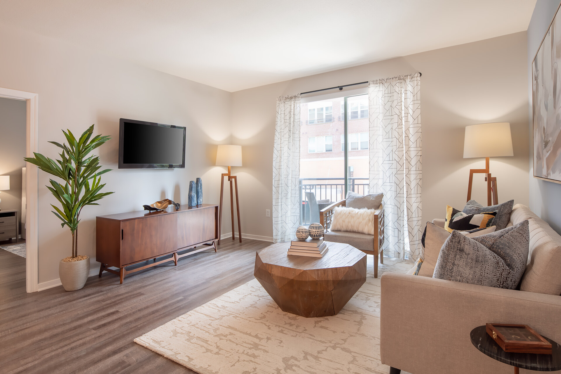 PearsonSquare_INT_Apartments_LivingRoom3_GregDohler_082024